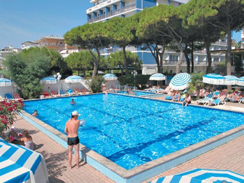 Hotel Ambasciatori Palace Lido di Jesolo Exterior photo