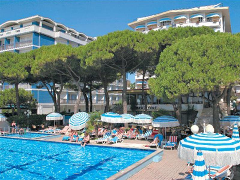 Hotel Ambasciatori Palace Lido di Jesolo Exterior photo