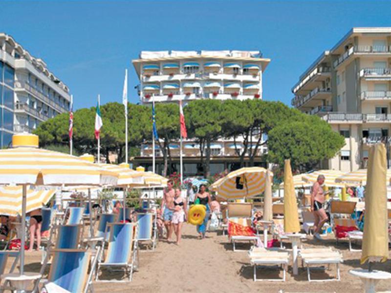 Hotel Ambasciatori Palace Lido di Jesolo Exterior photo